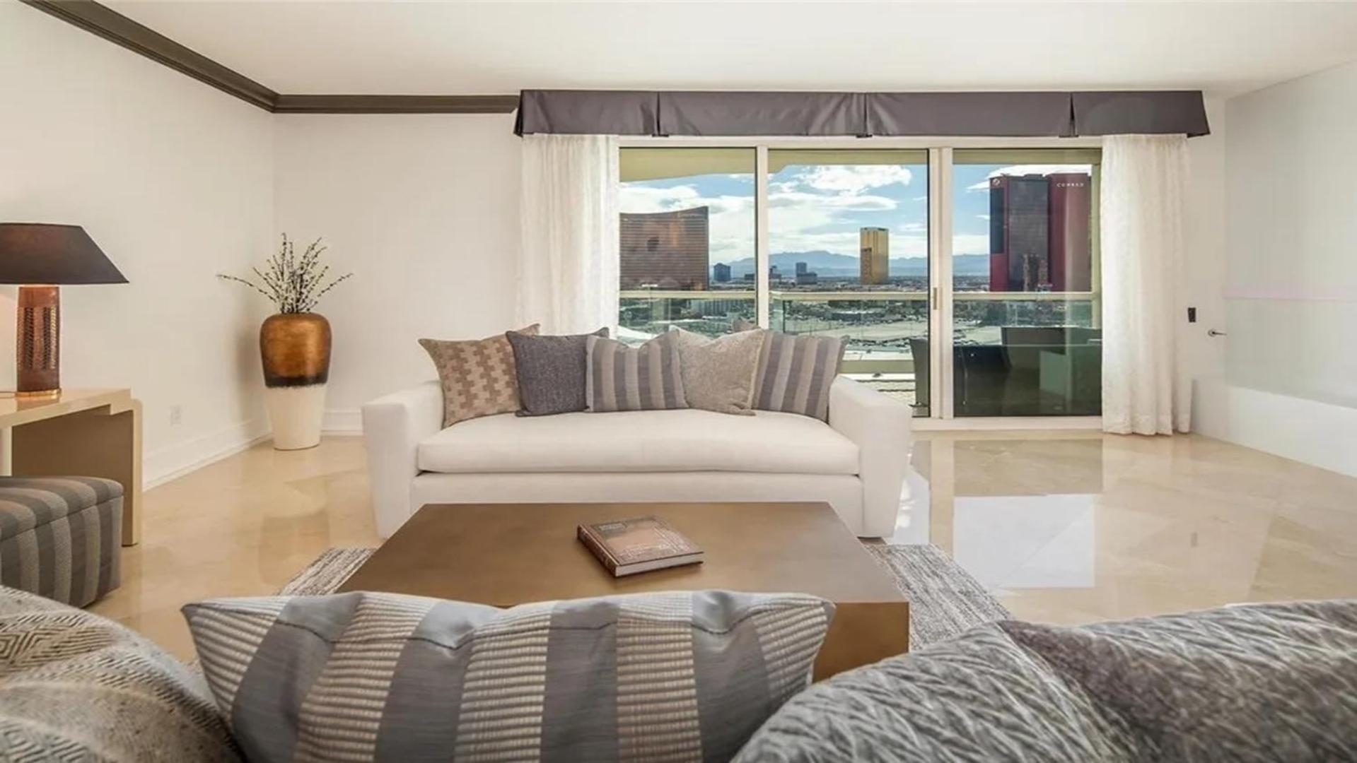 Stunning Four Bedroom Fully Professionally Remodeled Apartment Las Vegas Eksteriør billede