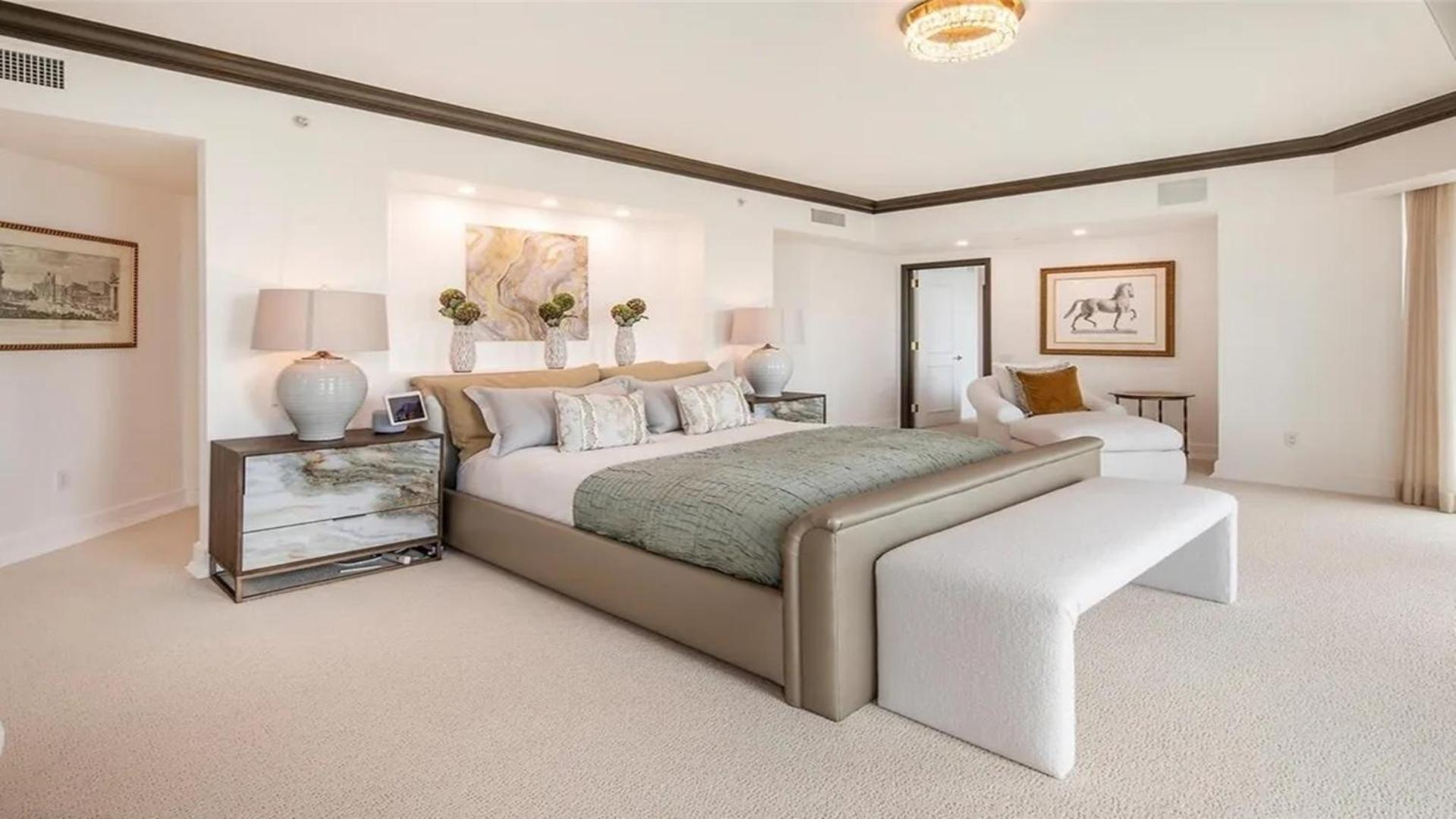 Stunning Four Bedroom Fully Professionally Remodeled Apartment Las Vegas Eksteriør billede