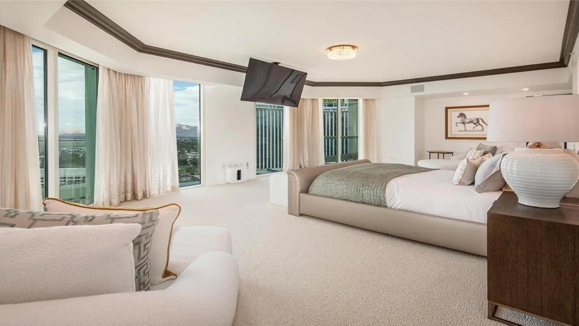 Stunning Four Bedroom Fully Professionally Remodeled Apartment Las Vegas Eksteriør billede