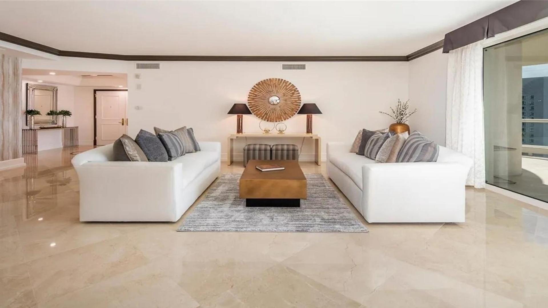 Stunning Four Bedroom Fully Professionally Remodeled Apartment Las Vegas Eksteriør billede