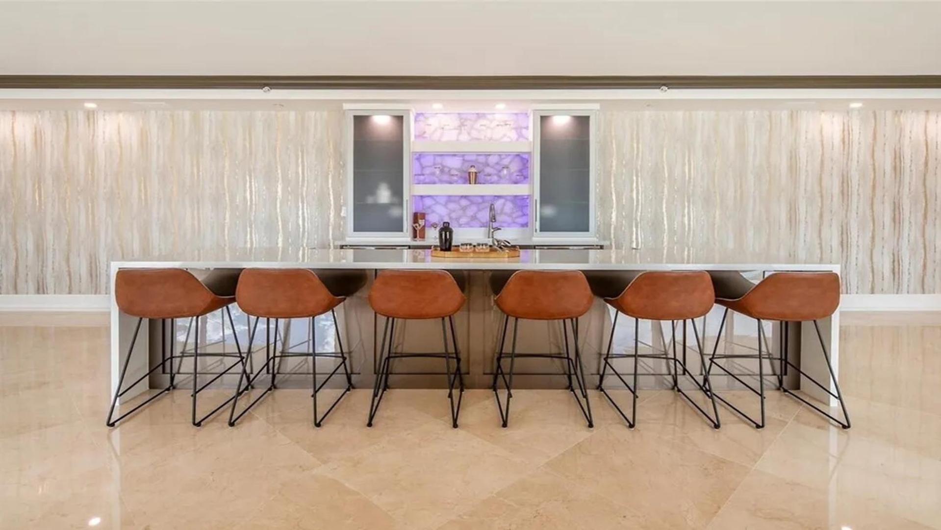 Stunning Four Bedroom Fully Professionally Remodeled Apartment Las Vegas Eksteriør billede