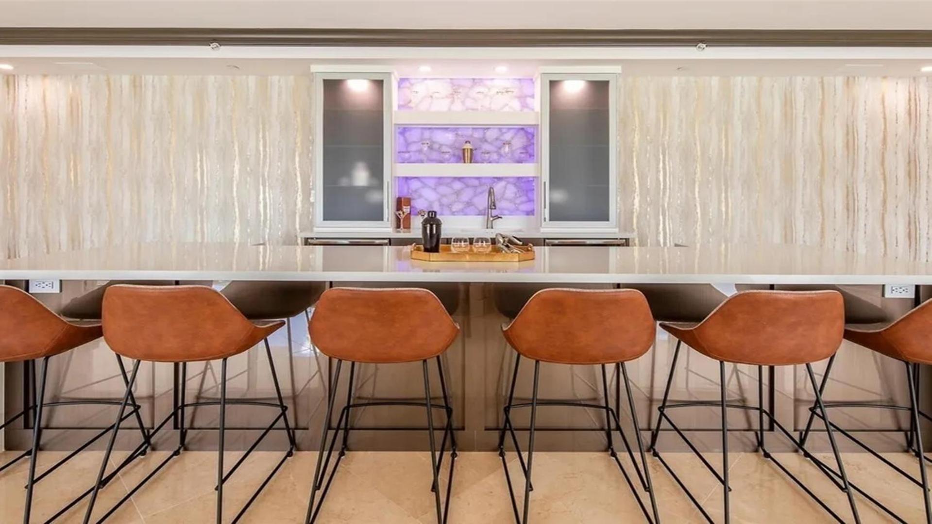 Stunning Four Bedroom Fully Professionally Remodeled Apartment Las Vegas Eksteriør billede